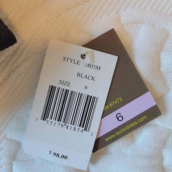 NWT Taylor Dress Black Crepe Long Puff Sleeves V Neck Style 5803 M. Size 6 - Picture 8 of 14